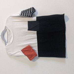 Men's size large t-shirt short sleeve